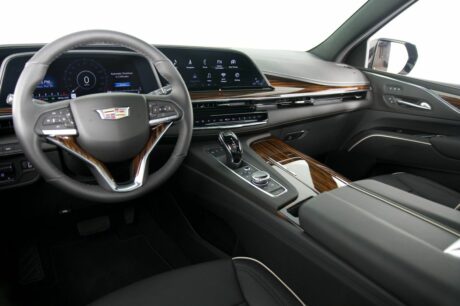 CADILLAC ESCALADE SUV